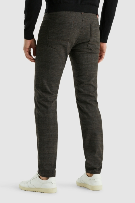 Vanguard bruine heren broek | Model achteraanzicht