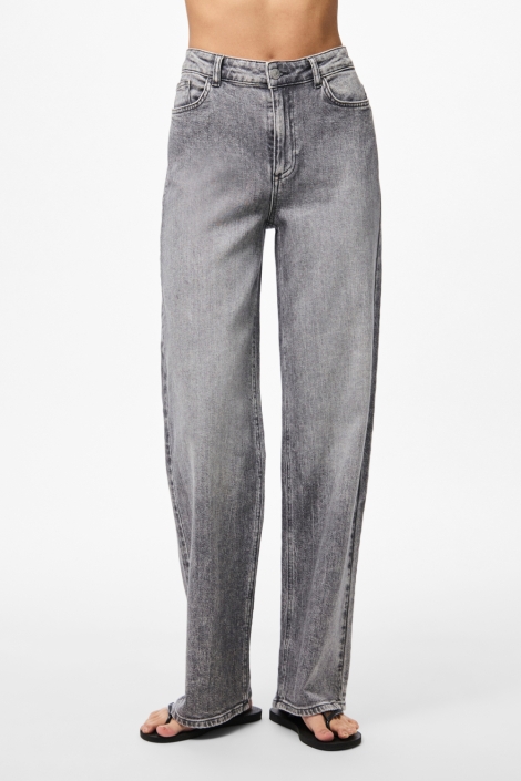 Pieces grijze dames jeans | Model vooraanzicht