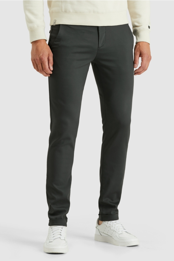 Cast Iron blauwe heren broek | Model vooraanzicht