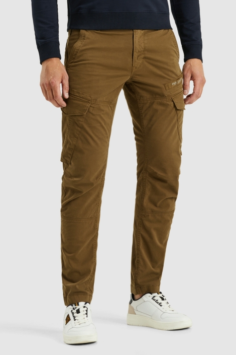 PME legend bruine heren broek | Model vooraanzicht