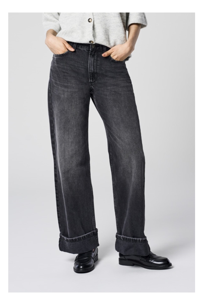 Only zwarte dames jeans | Model vooraanzicht