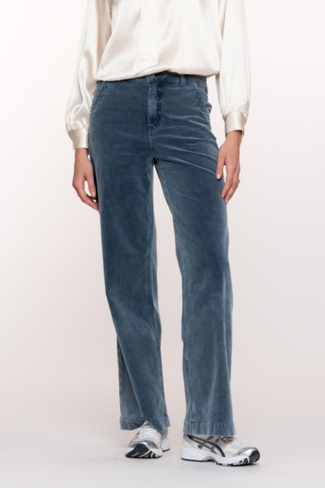 Geisha blauwe dames broek | Model vooraanzicht