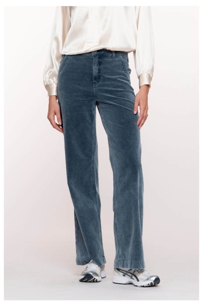 Geisha blauwe dames broek | Model vooraanzicht