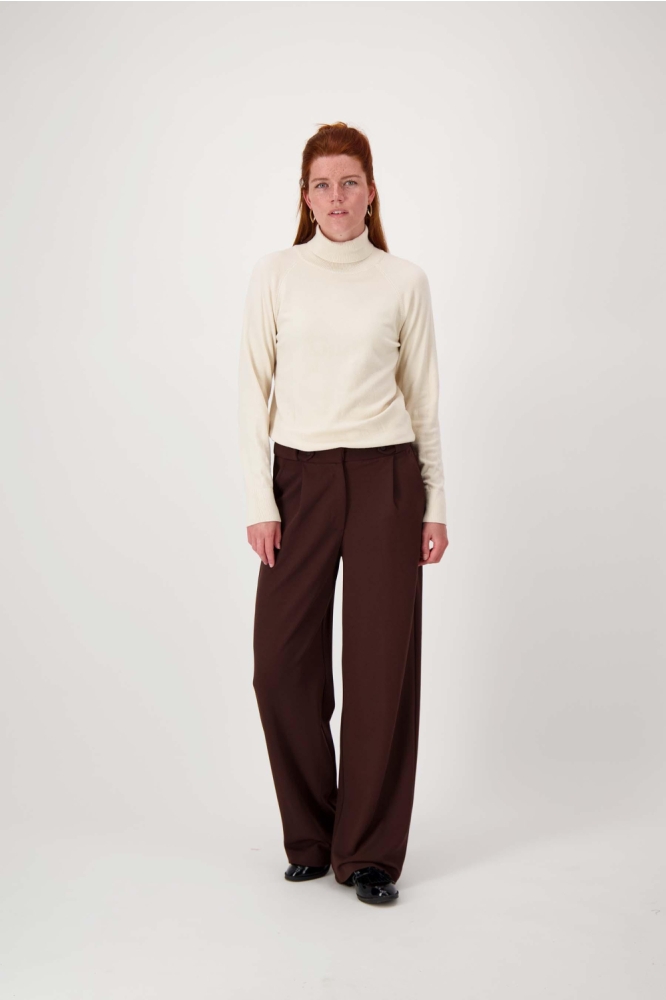 Zusss bruine dames broek | Model