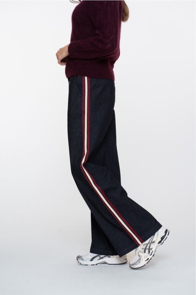 Geisha blauwe dames jeans | Model zijaanzicht