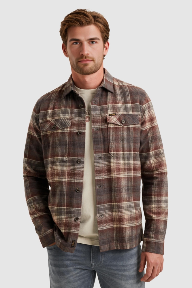 PME legend bruine heren overhemd | Model vooraanzicht