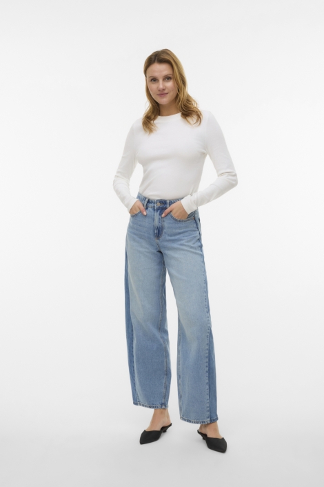 Vero Moda blauwe dames jeans | Model