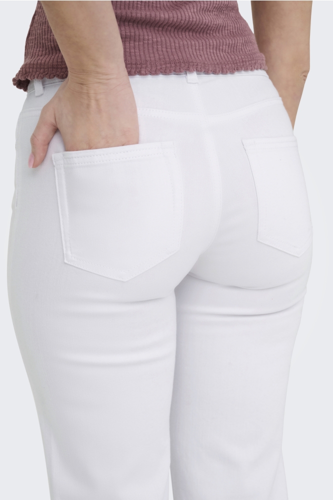 Only witte dames jeans | Close up