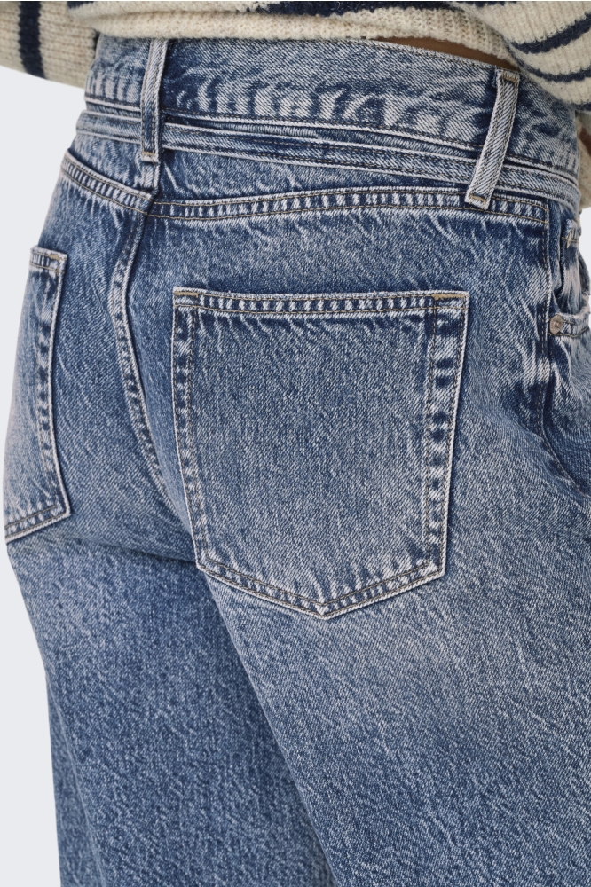 Only blauwe dames jeans | Close up
