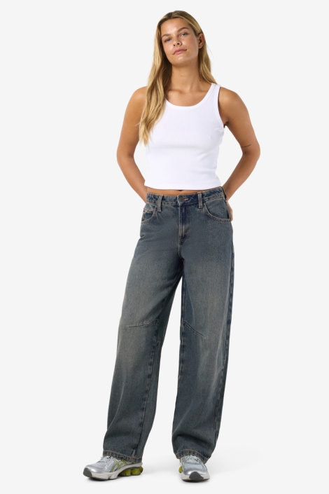 Noisy may blauwe dames jeans | Model