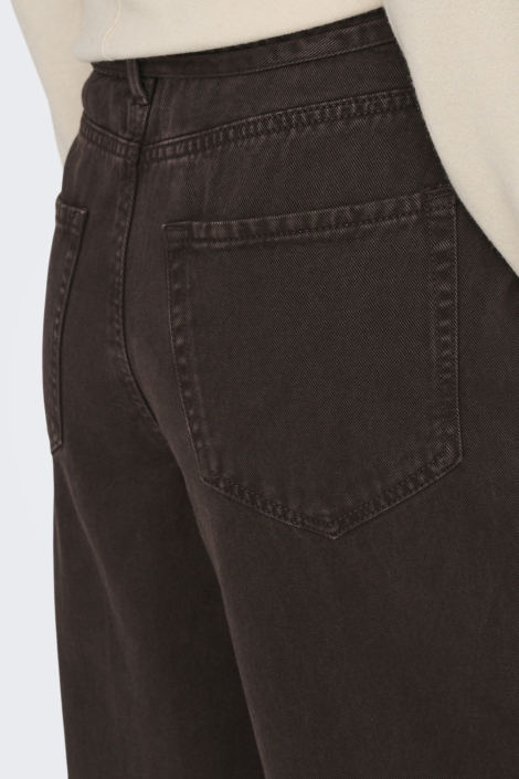 Only bruine dames jeans | Kleurstaal