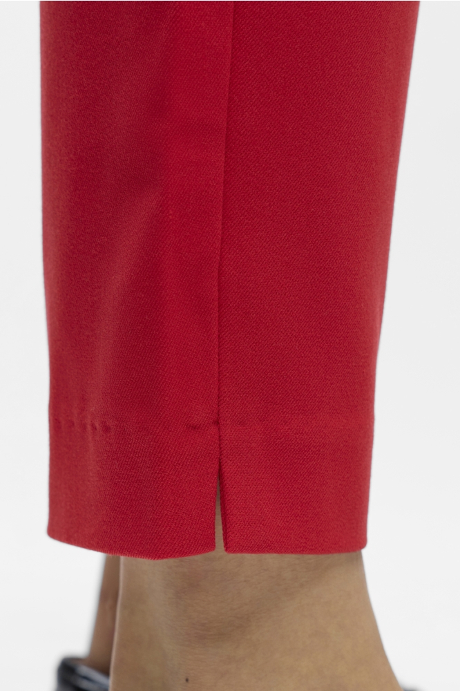 Object rode dames broek | Close up