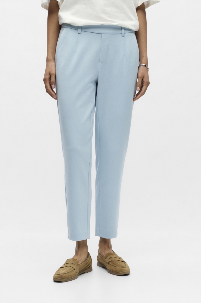 Object blauwe dames broek | Model vooraanzicht