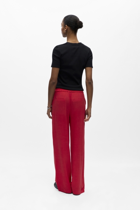 Object rode dames broek | Model