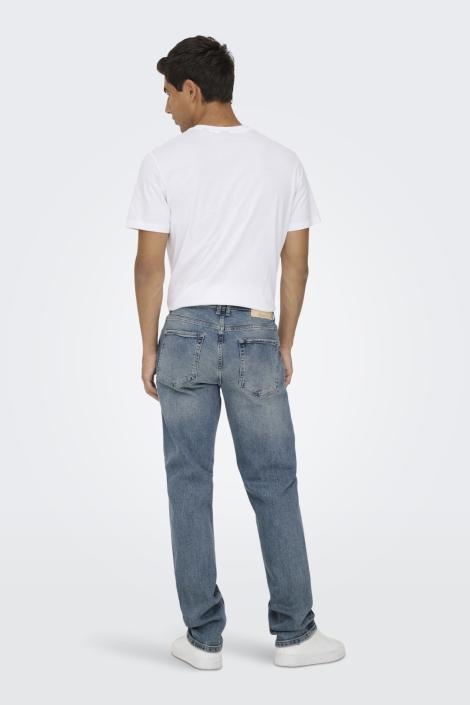 Only & Sons blauwe heren jeans | Model achteraanzicht