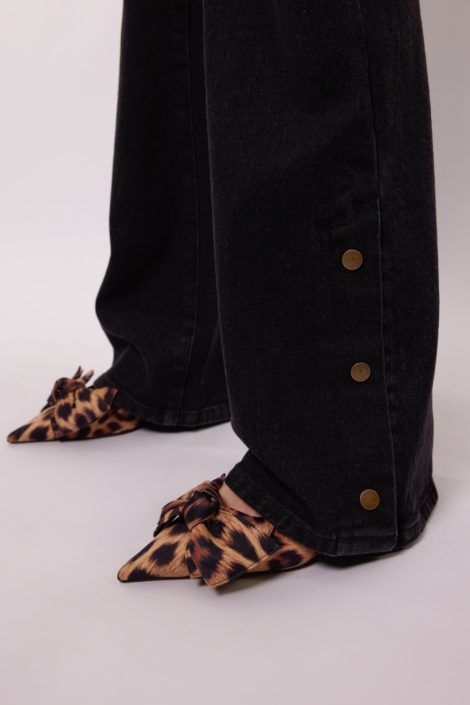 Fluresk grijze dames broek | Close up