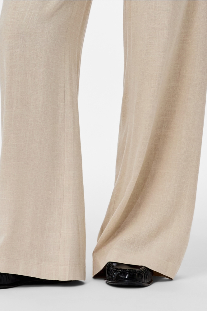 Pieces beige dames broek | Model