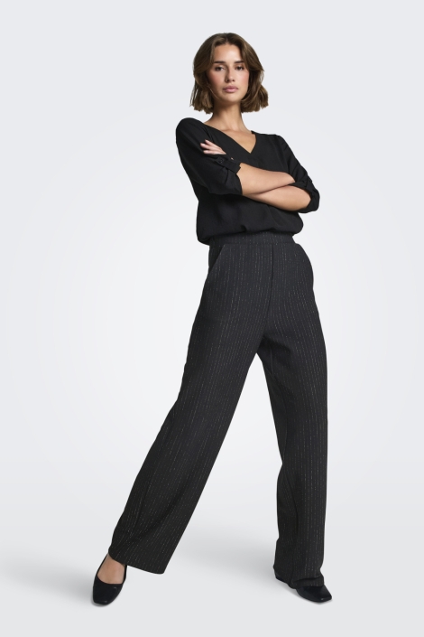 Jacqueline de Yong zwarte dames broek | Model