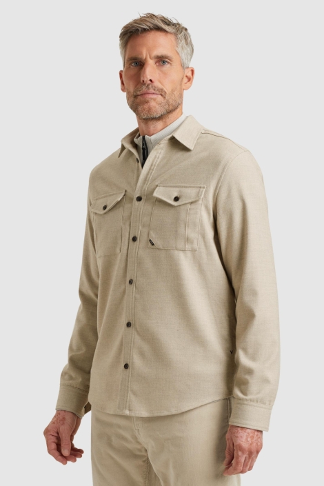 Vanguard beige heren overhemd | Model zijaanzicht