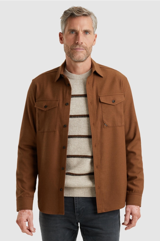 Vanguard camel heren overhemd | Model vooraanzicht