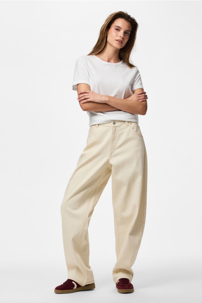 Pieces ecru dames jeans | Model