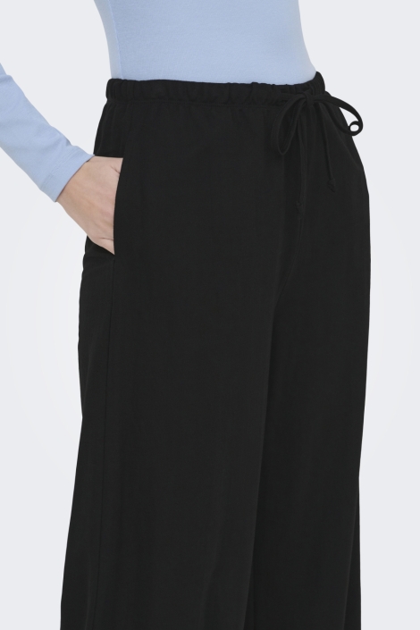 Jacqueline de Yong zwarte dames broek | Close up