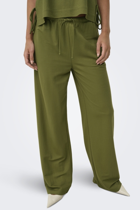 Jacqueline de Yong groene dames broek | Model vooraanzicht
