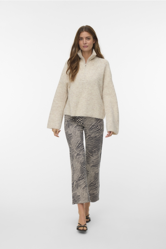 Vero Moda beige dames jeans | Model