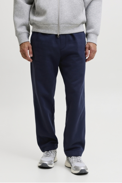Jack & Jones blauwe heren broek | Model vooraanzicht