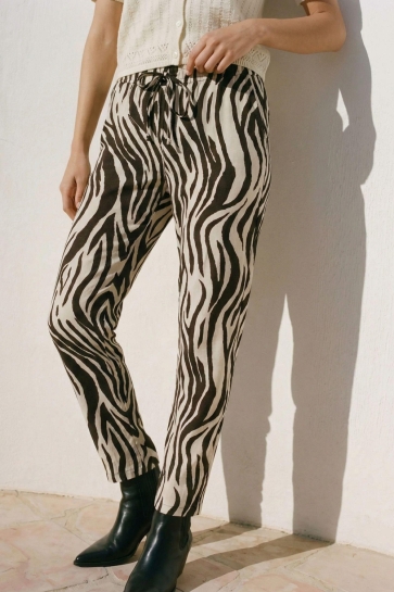 Vero Moda Broek VMJESMILO MW ANKLE PANTS WVN NOOS 10279691 Silver Lining/SINA ZEBRA