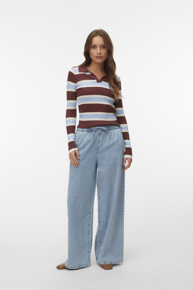 Vero Moda blauwe dames jeans | Model