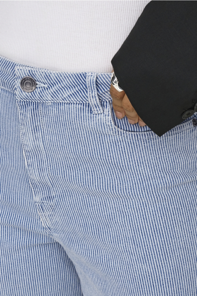 Only blauwe dames broek | Kleurstaal