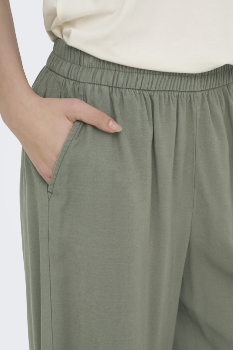 Only groene dames broek | Close up