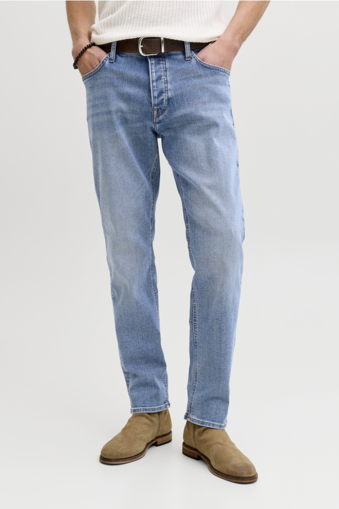 Jack & Jones blauwe heren jeans | Model vooraanzicht