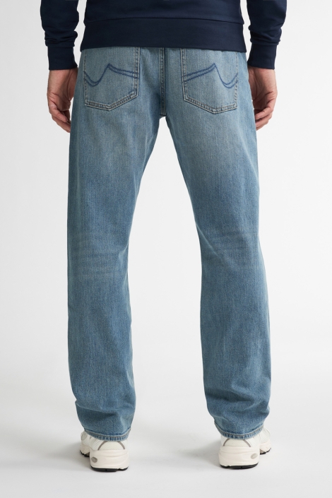 Petrol Industries blauwe heren jeans | Model achteraanzicht