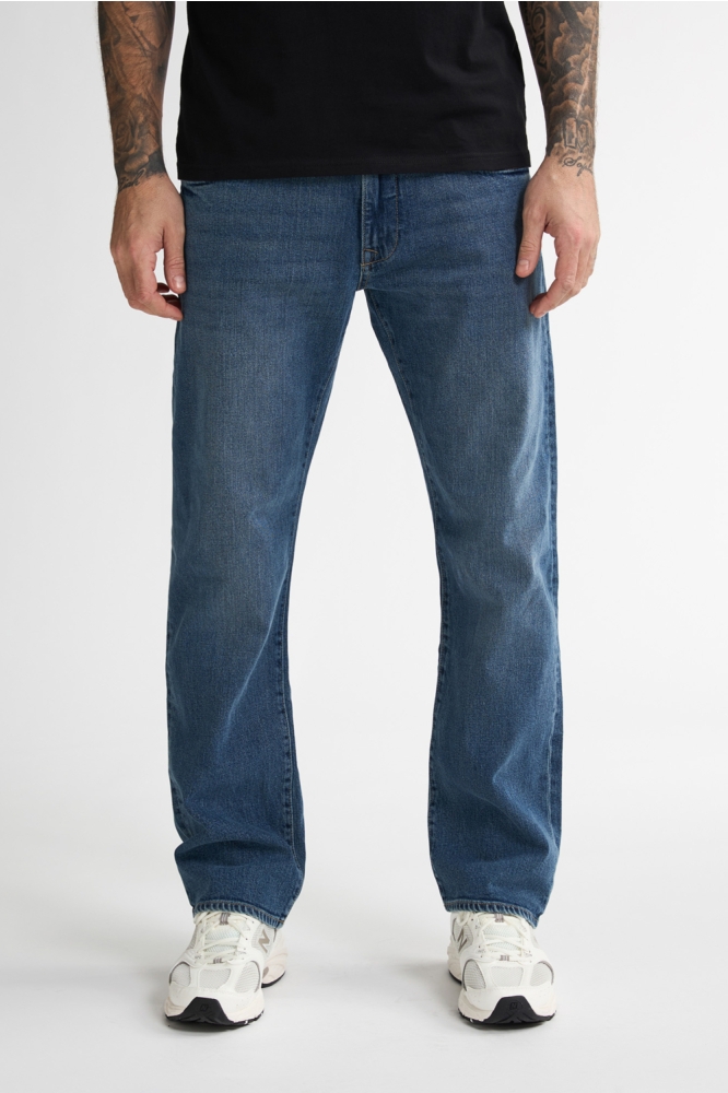 Petrol Industries blauwe heren jeans | Model vooraanzicht