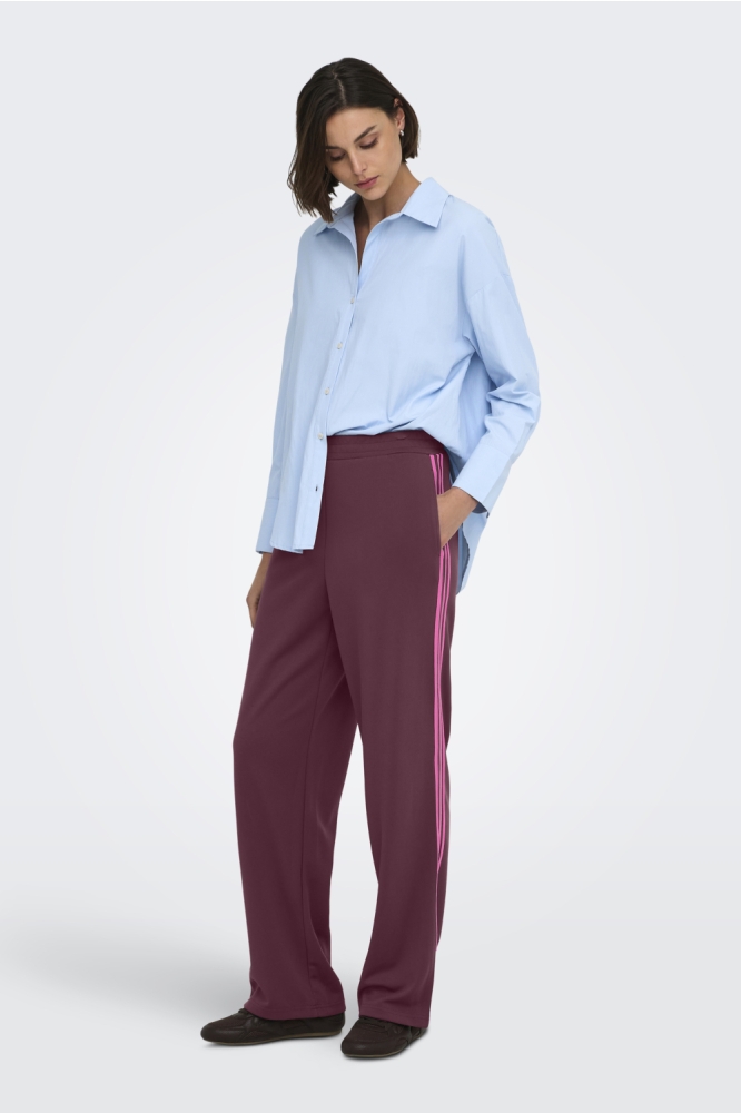 Only bordeaux dames broek | Model vooraanzicht