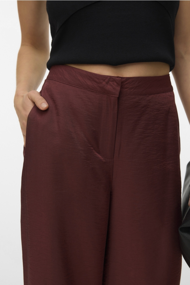 Vero Moda bordeaux dames broek | Close up