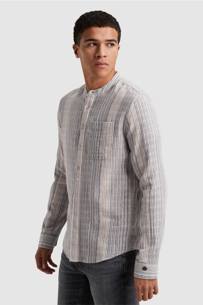 Cast Iron witte heren overhemd | Model zijaanzicht