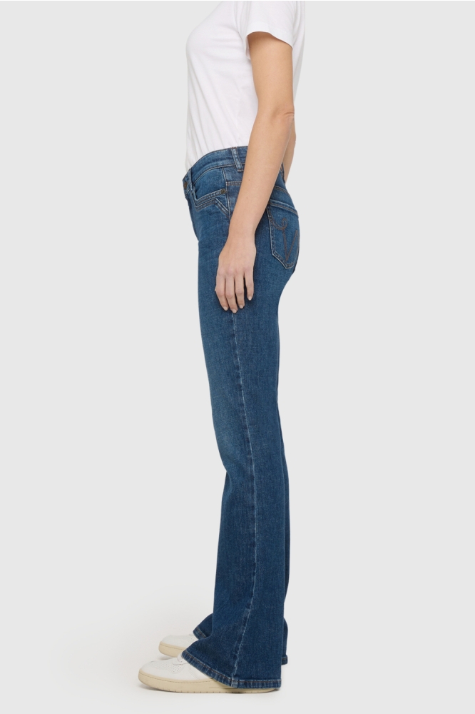 Mac blauwe dames jeans | Model zijaanzicht