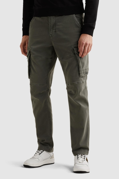 PME legend groene heren broek | Model zijaanzicht
