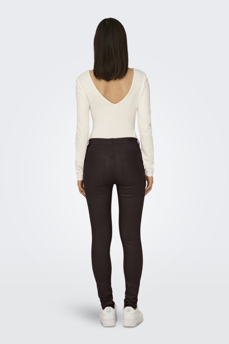 Jacqueline de Yong bruine dames broek | Model