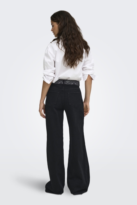 Jacqueline de Yong zwarte dames jeans | Model