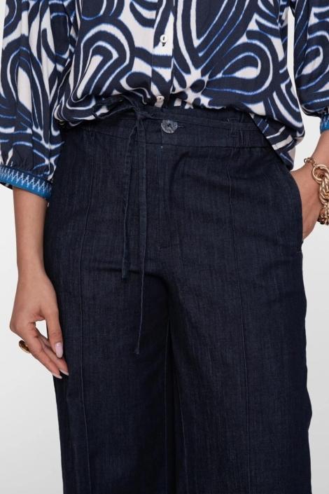 Geisha blauwe dames jeans | Close up