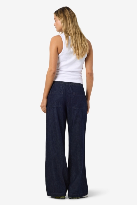 Noisy may blauwe dames broek | Model