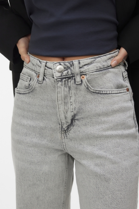 Vero Moda grijze dames jeans | Close up