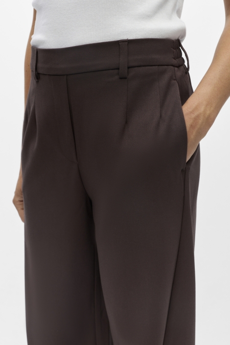 Object bruine dames broek | Close up