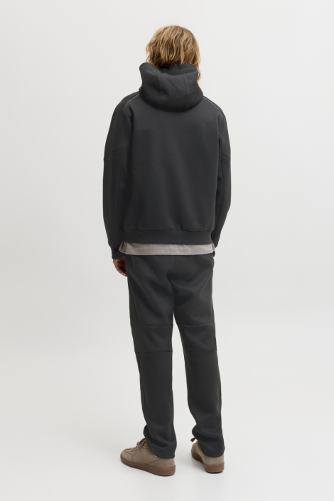 Jack & Jones zwarte heren broek | Model achteraanzicht
