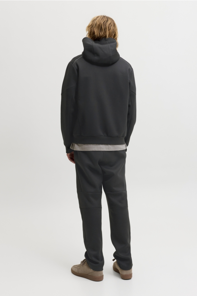 Jack & Jones zwarte heren broek | Model achteraanzicht