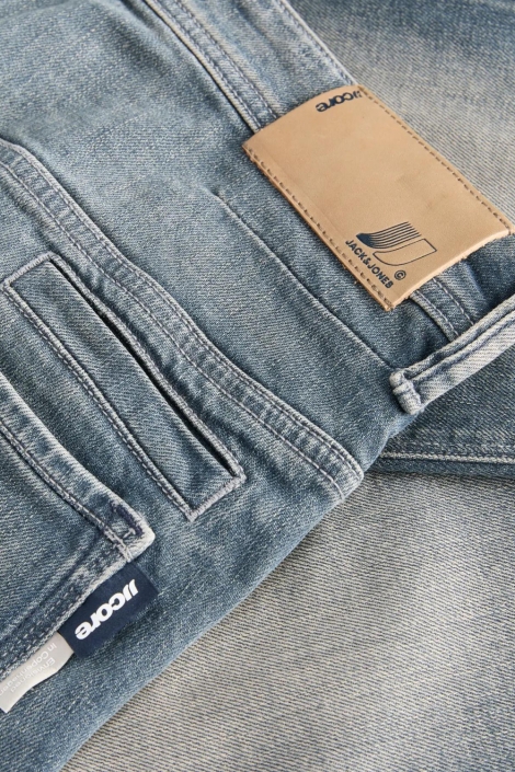 Jack & Jones blauwe heren jeans | Close up